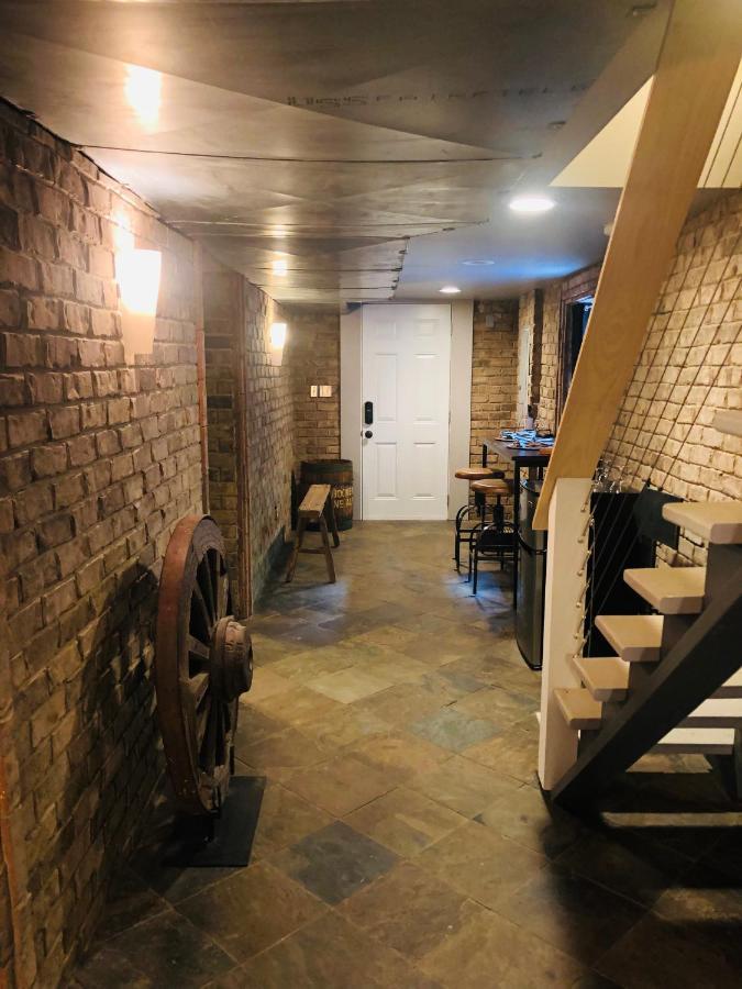 Savannah Sojourn - Time Travelers Retreat 1853 외부 사진